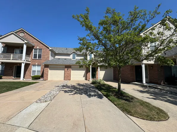 21083 Cooper Dr, Macomb, MI