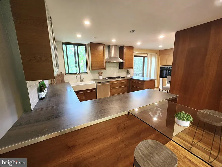 7950 Inverness Ridge Rd — Photo 4
