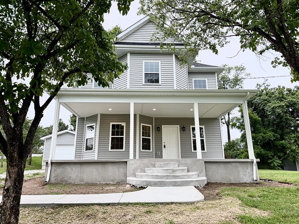 1st image of 315 Garrett St