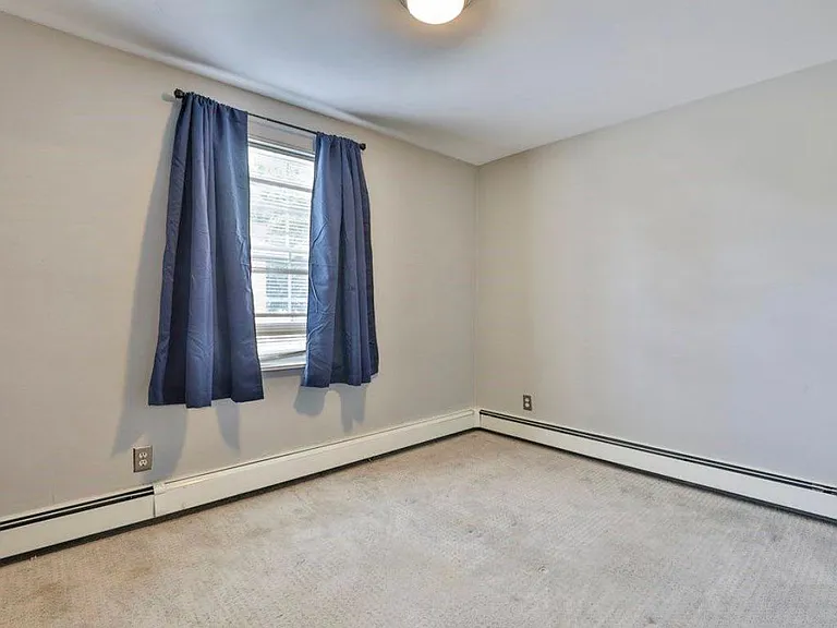 99 Cluff Crossing Rd #5C — Photo 13