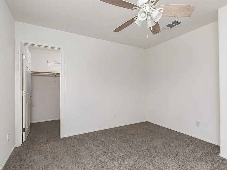 8045 Skye Foxx St — Photo 24