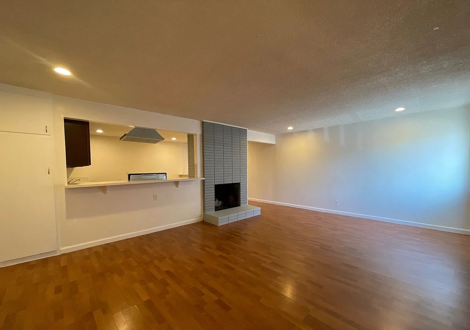 Pueblo Bonito Apartments — Photo 4