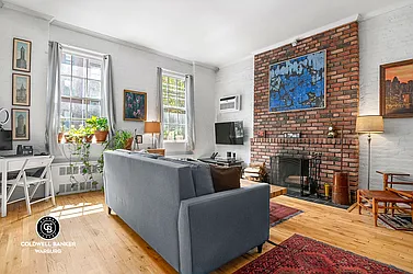 Sold by Coldwell Banker Warburg