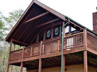 1558 Trappers Ridge Ln, Sevierville, TN 37862