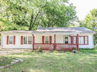 3840 Circle Dr, Robertsville, MO 63072