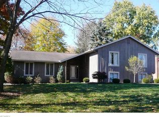 436 Cabot Dr, Akron, OH 44333