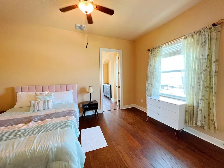 3508 W Shell Point Rd — Photo 32
