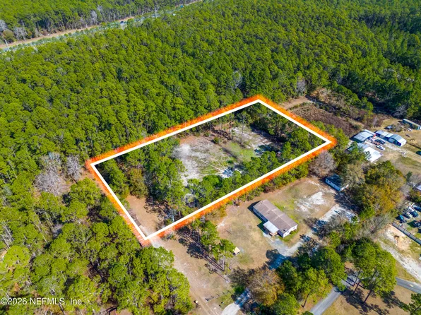 947 VILLAGE GREEN Drive, Jacksonville, FL 32234