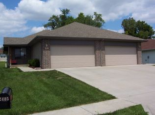 2407 W Deerfield St, Springfield, MO 65807