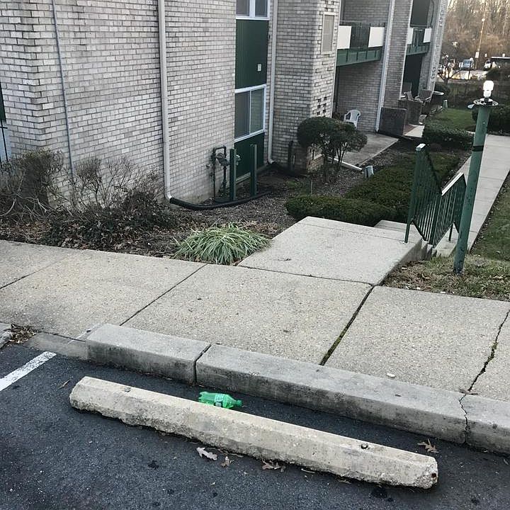2nd image of 9270 Adelphi Rd #2