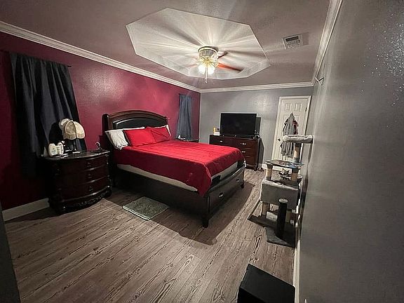 5th image of 4420 Stella Dr