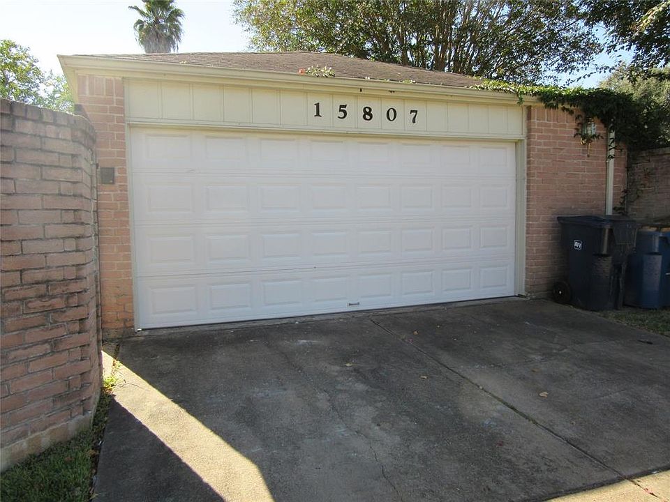 1st image of 15807 Los Altos Dr