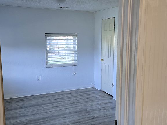 2nd image of 893 Taylor Rd