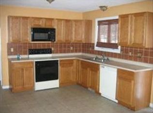 38 Brentwood St, Springfield, MA 01108