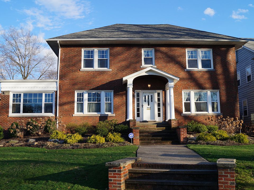 1st image of 2512 Euclid Heights Blvd