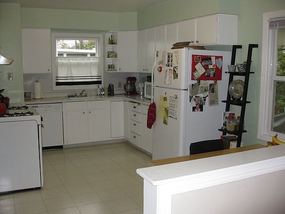 3rd image of 2317 22nd Ave