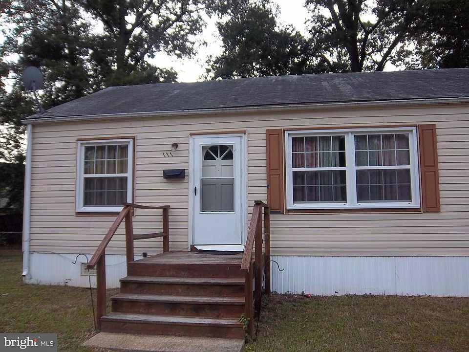 1st image of 111 Ellerbe Dr