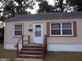 111 Ellerbe Dr, Indian Head, MD 20640