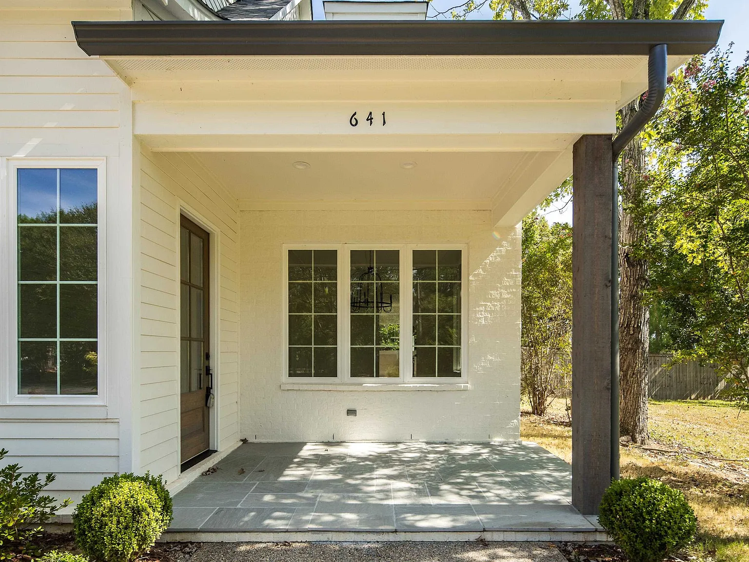 5 bed, 3.5 bath, 3773 sqft, $6,000 — Photo 3