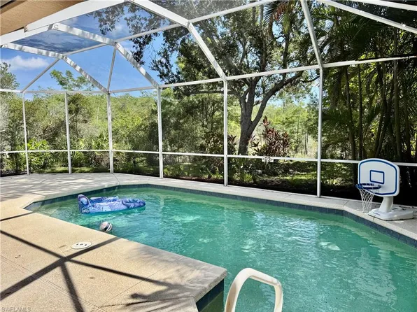 14478 Sterling Oaks Dr, Naples, FL 34110
