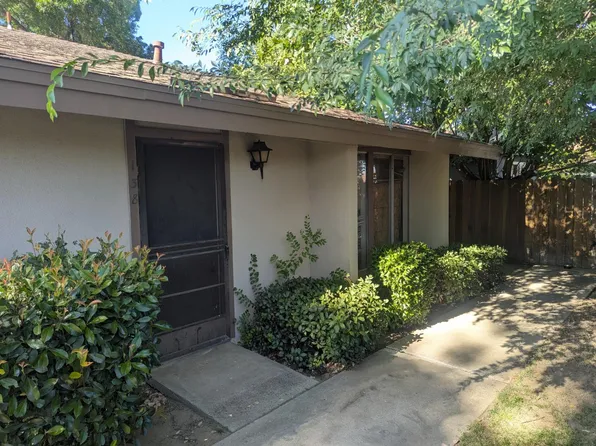4654 N Chestnut Ave APT 138, Fresno, CA 93726