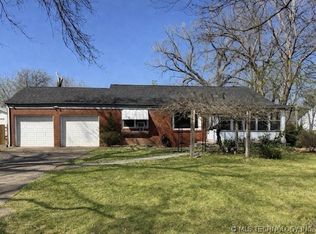 6211 E 5th St, Tulsa, OK 74112