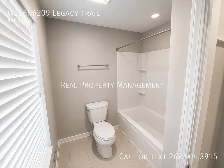 W216N6209 Legacy Trl — Photo 36