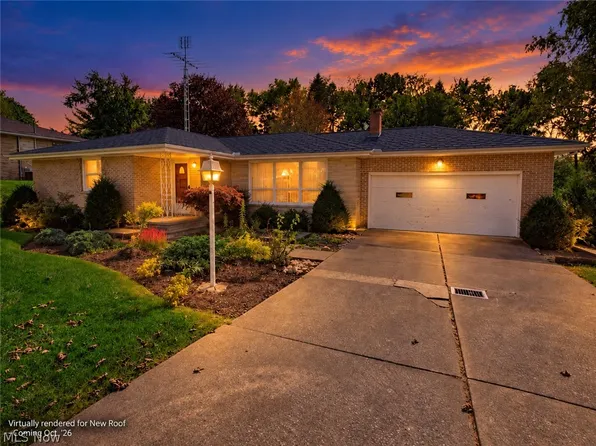 1700 Carnwise St SW, Canton, OH 44706