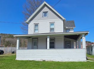 4 Grove St, Windsor, NY 13865