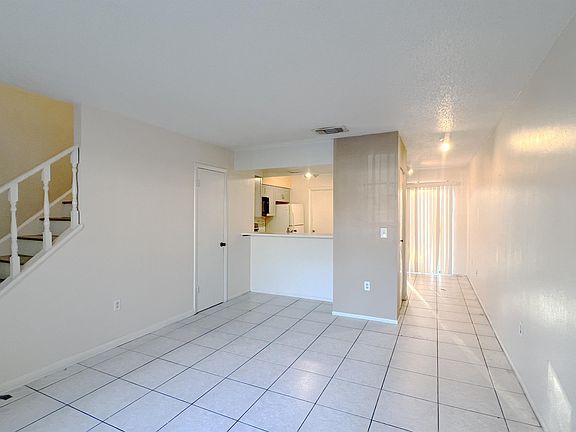3rd image of 2718 Tally Ho Ave