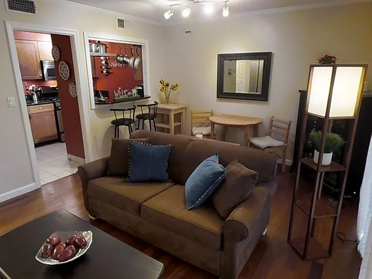 147 Kelton St #309 — Photo 2