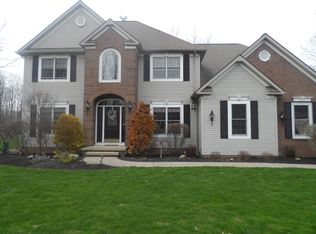 12180 Waterfowl Ln, Chardon, OH 44024