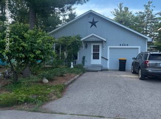 6540 Holden Ave, Indian River, MI 49749