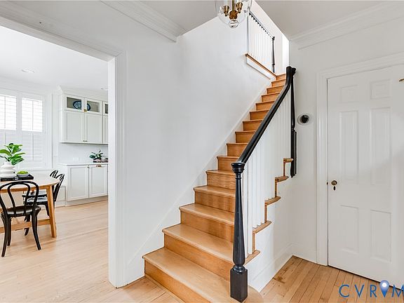 5th image of 4310 Bromley Ln