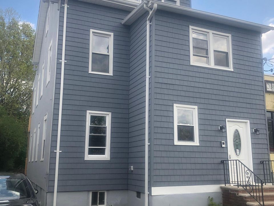 1st image of 40 Franklin Ave #2