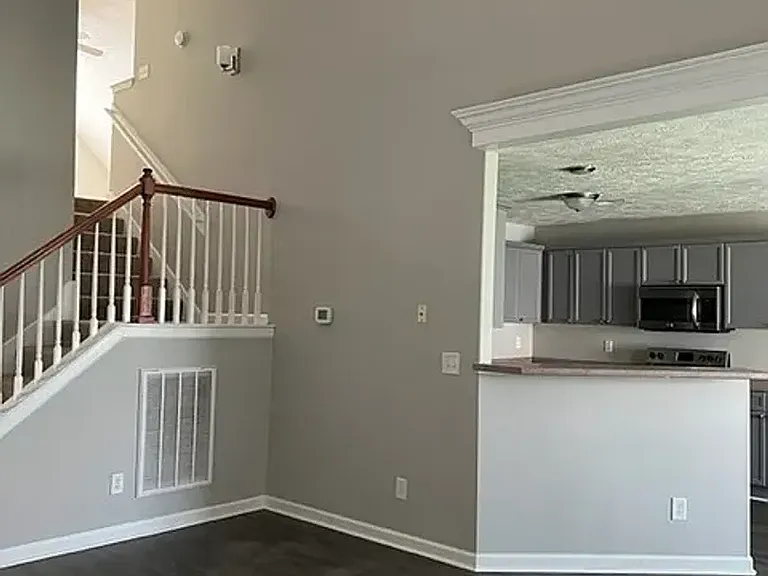 4232 Sandstone Dr — Photo 9