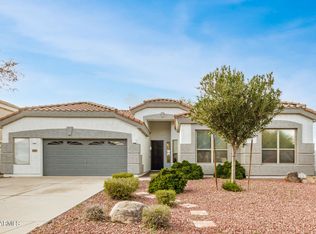 450 N Swallow Ln, Gilbert, AZ 85234