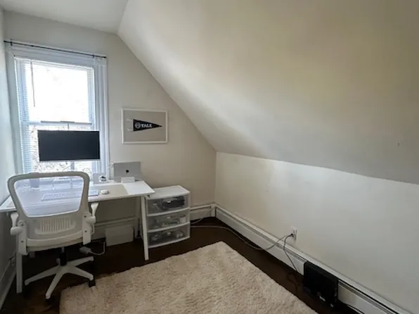 110 Canner St #3R, New Haven, CT 06511