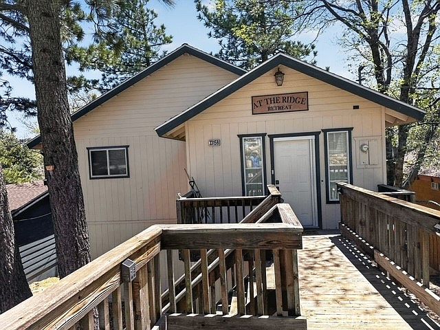 1st image of 33159 Holcomb Creek Dr