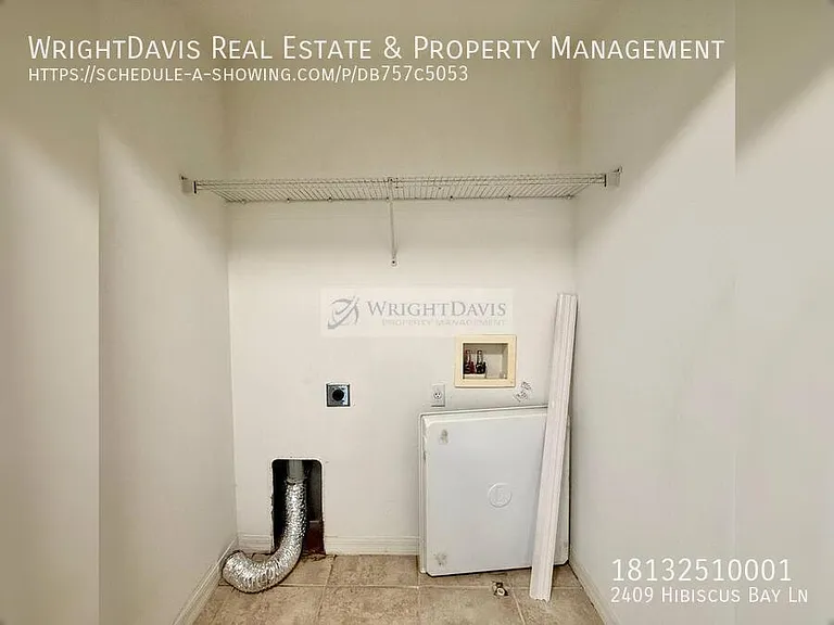 2409 Hibiscus Bay Ln — Photo 30