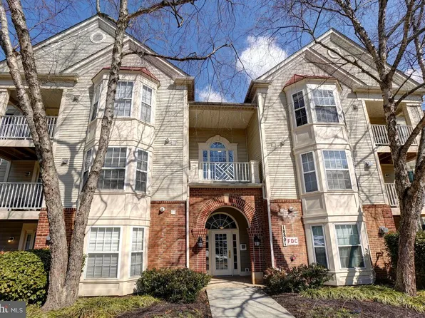 18801 Sparkling Water Dr #2, Germantown, MD 20874