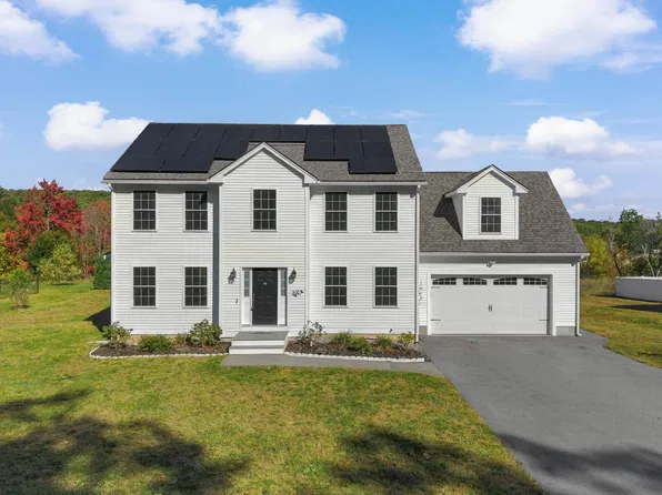 302 Straw Road, Manchester, NH 03102