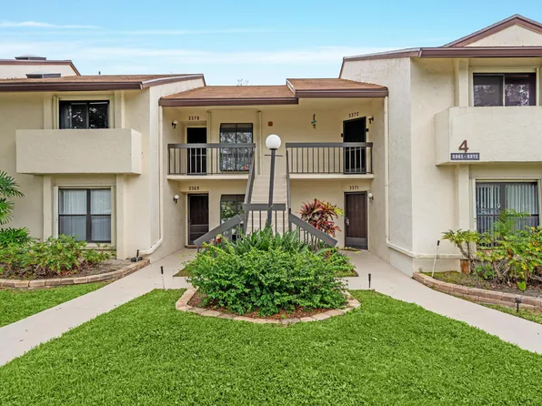 3372 Lucerne Park Drive, Greenacres, FL 33467