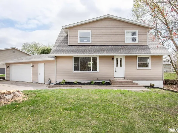 450 30th Ave, East Moline, IL 61244