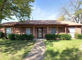 2014 Chisholm Trl, Grand Prairie, TX 75052