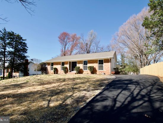 107 Shenandoah Ln, Stafford, VA 22554