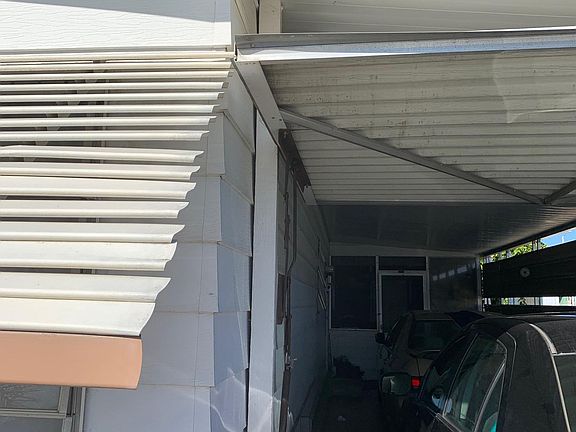 3rd image of 840 W Johnston Ave