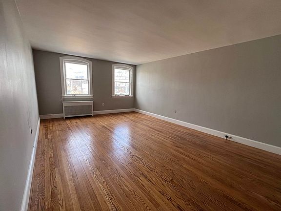 5th image of 444 Lafayette Rd #3