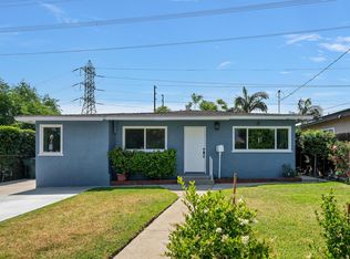 381 Avocado Ln, Pasadena, CA 91107