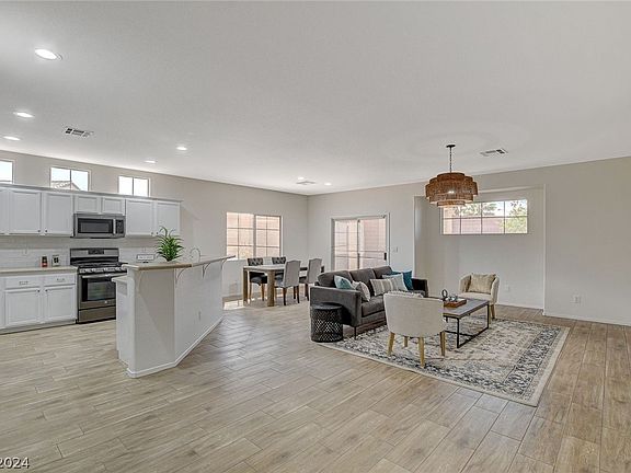 5th image of 4737 Bell Canyon Ct